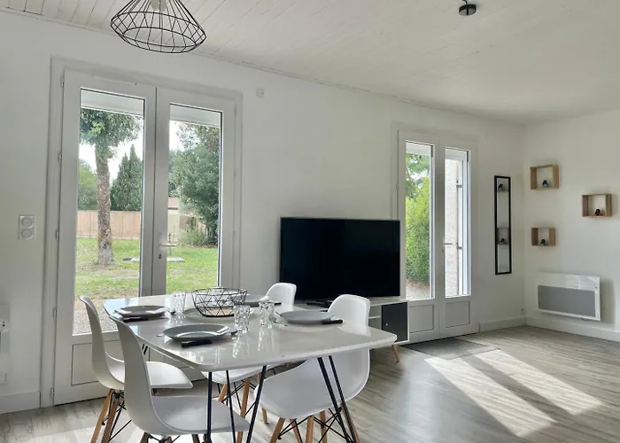 Le Cocon D'angles 펜션 Angles (Vendee)